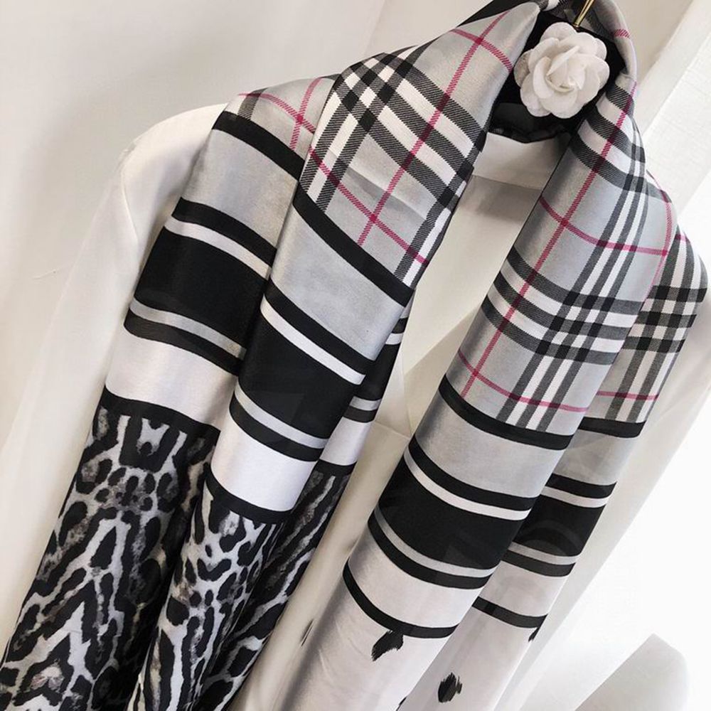 B**rry scarf